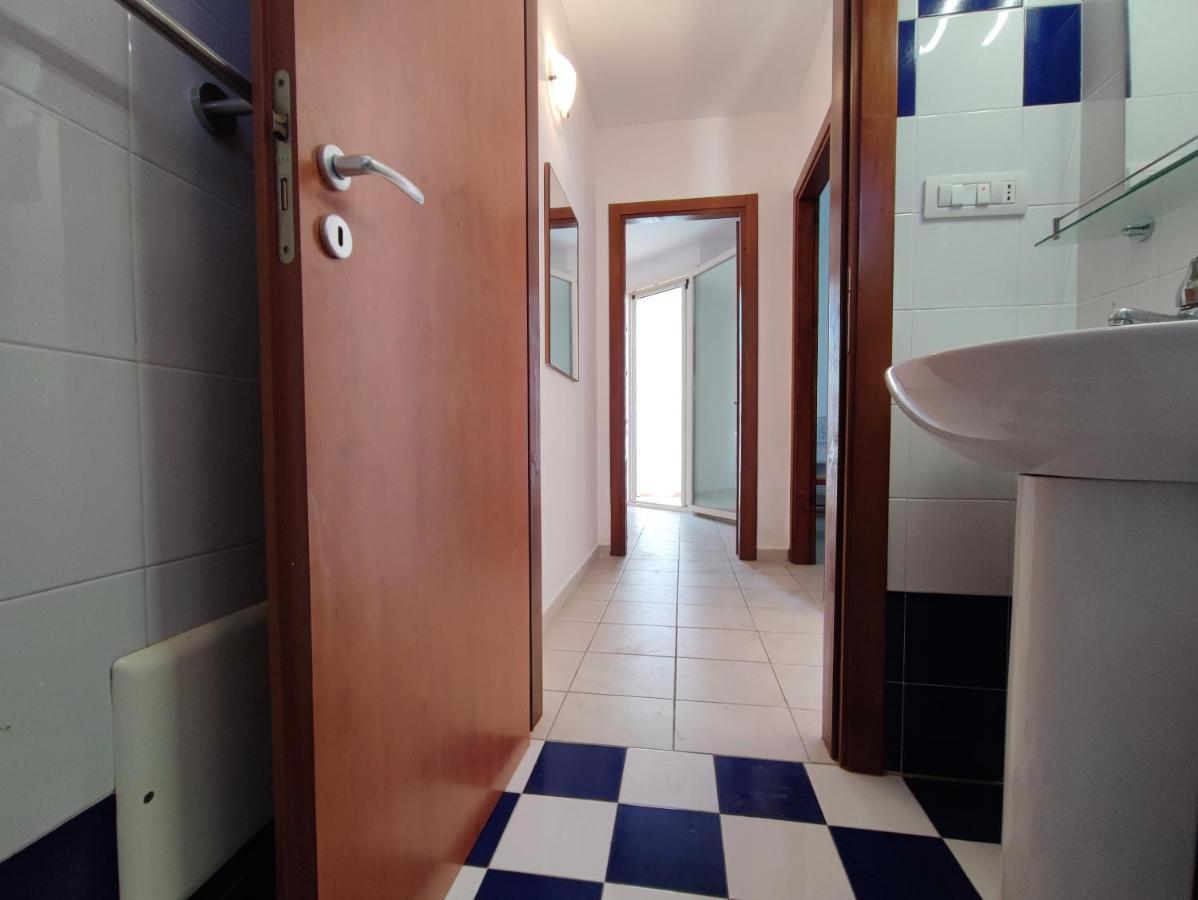 Appartamenti Carneo Torre San Giovanni - Verso Sud Exteriör bild