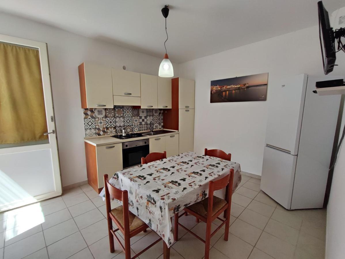 Appartamenti Carneo Torre San Giovanni - Verso Sud Exteriör bild