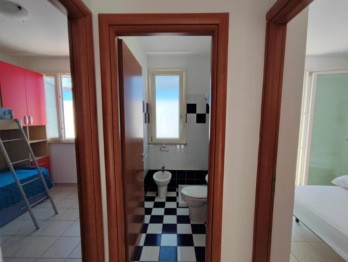 Appartamenti Carneo Torre San Giovanni - Verso Sud Exteriör bild